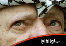 'Arafat'ın ölüm nedeni zehirlenme'!