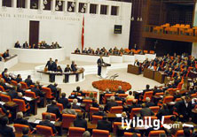 Meclis bahçesine Atatürk büstü talebi