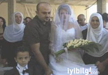 İsrail- Suriye sınırı düğün için açıldı