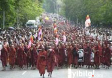 Asya'da Mynmar halkına destek gösterileri