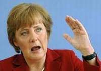 Merkel: Anayasada Hıristiyanlık olmalı!