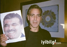 Clooney, Gül'le poz verdi