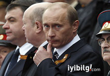 Napolyon kesmez: Gitme Putin gitme!