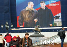 Koltuk Medvedev'de kontrol Putin'de!
