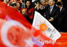 'AKP Kapatılırsa Laikler de Zarar Görür'
