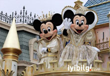 Enkazın ortasına Disneyland rüyası!..