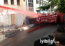 Taksim'de 1 Mayıs'ın ilk olayı -Video