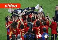 İspanya kupayı aldı /Video
