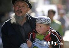 Uygurlar Türkiye'ye sığındı