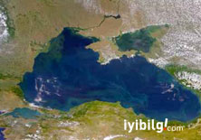 Karadeniz'de ortak savaş tatbikatı