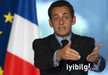 Sarkozy yine Türkiye'ye sataştı