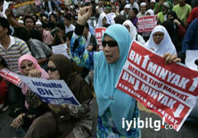 Malezya’da ’Erkek Fatma’ yasağı   
