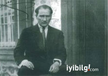 Atatürk'e 'fotomontajlı' iftira