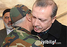 Erdoğan'ın komutana sarıldığı an