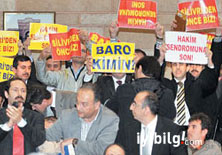 Avukatların Özbek isyanı  

