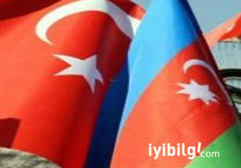 Davutoğlu'ndan 'Türk bayrağı' açıklaması     

