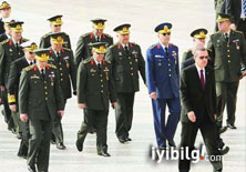 YAŞ'a 43 tutuklu general ayarı