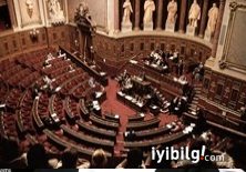 Fransa'dan yeni Ermeni yasası adımı