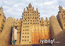 Mali'de kültür katliamı
