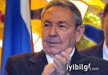 Raul Castro 5 yıl daha görevde