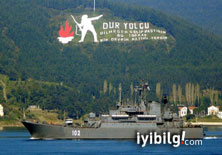 Rus gemileri Çanakkale Boğazı'nda!
