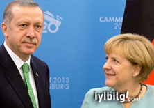 Dünya Merkel'in bakışlarını konuşuyor