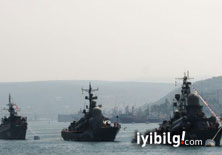 Rus donanma gemileri eşlik edecek