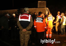 Polis otobüsü devrildi: 3 şehit