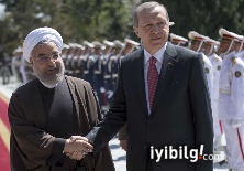 Erdoğan İran'da askeri törenle karşılandı
