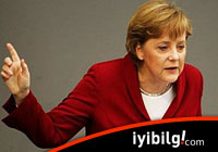 Merkel'den Erdoğan'a sert 'uyum' cevabı