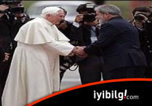 Papa Bush'la buluşuyor!