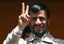 Ahmedinejad'ı hakaret de yıldırmadı!