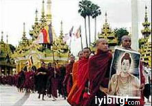 Birmanya'da neler oluyor?
