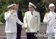 Oramiral Yiğit'in Rus komutana 'selam' uyarısı