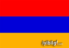 Ermenistan'da muhalefet devrim istedi

