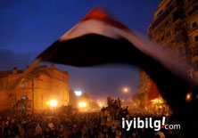 Mısır yine sokağa çıkıyor