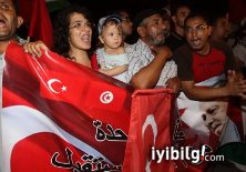 Başbakan Tunus'u salladı