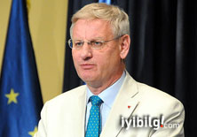 Bildt'ten AB'ye sert eleştiri