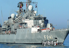 Türk savaş gemisinden Yunan limanına ziyaret
